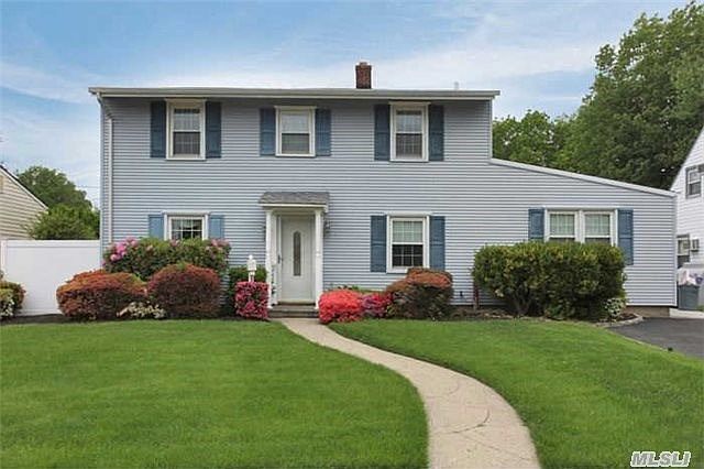 1st image of 26 Bluebell Ln