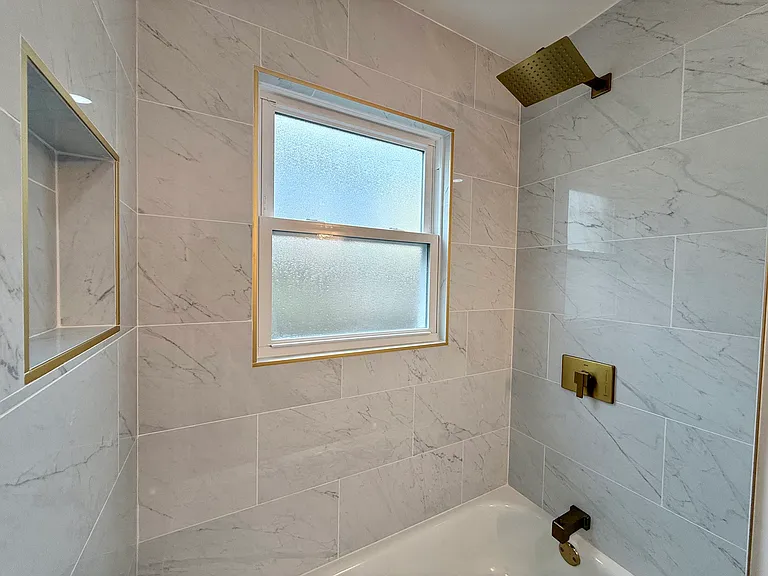 14916 Langley Ave — Photo 23