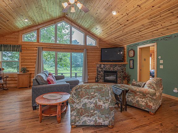 2nd image of 1020 County 5 NW