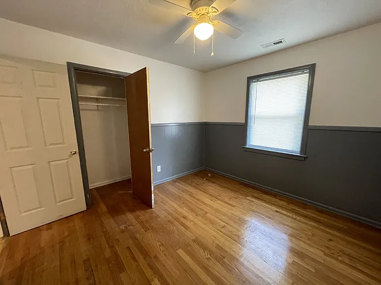 104 Brock St — Photo 14