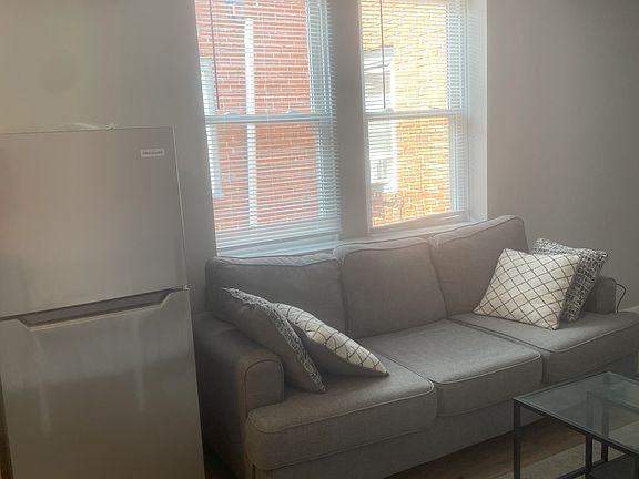 2nd image of 3842 Haverford Ave APT 6