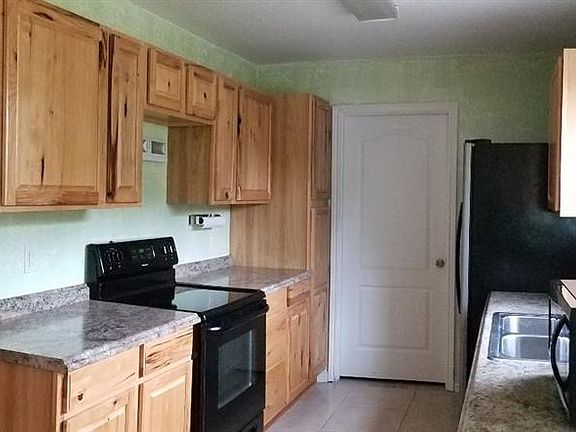 2nd image of 209 Ronald Dr
