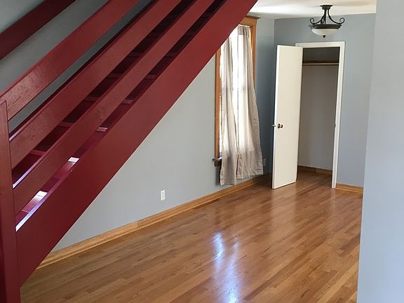 5th image of 4135 N Saint Louis Ave #2