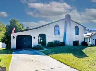 5 Primrose Ln, Blackwood, NJ 08012