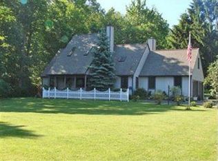 1270 Riverside Dr, Painesville, OH 44077