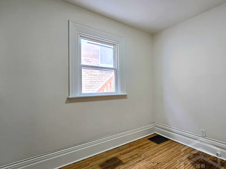 358 Glebe St #1 — Photo 6