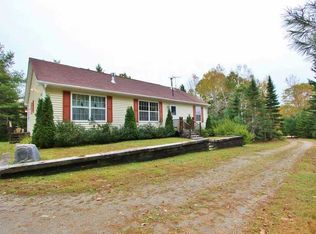 50 Bayview Dr, Northport, ME 04849