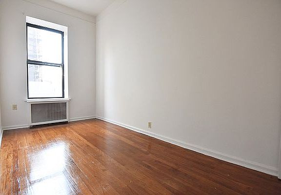 5th image of 144 W 92nd St #4