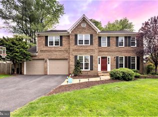 9808 Korman Ct, Potomac, MD 20854