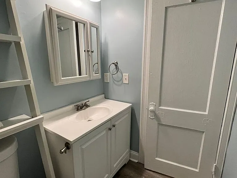 388 Broadway St — Photo 3