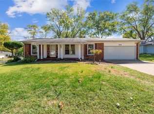 1409 Matlock Dr, Florissant, MO 63031