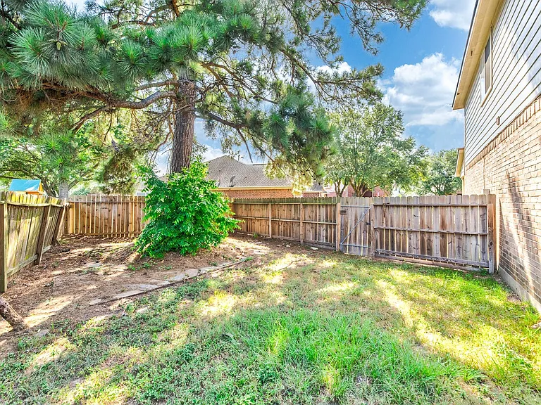 32506 Rosella Ln — Photo 32