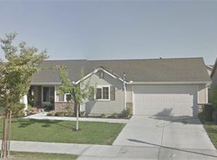 366 E Huntsman Ave, Reedley, CA 93654