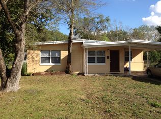 141 Country Club Dr, Sanford, FL 32771