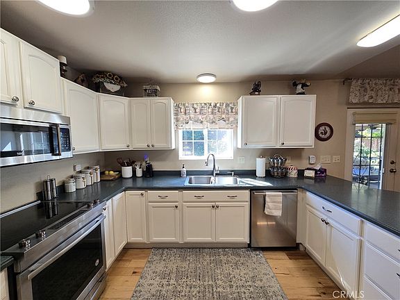 3rd image of 23105 Kilkenny Ln