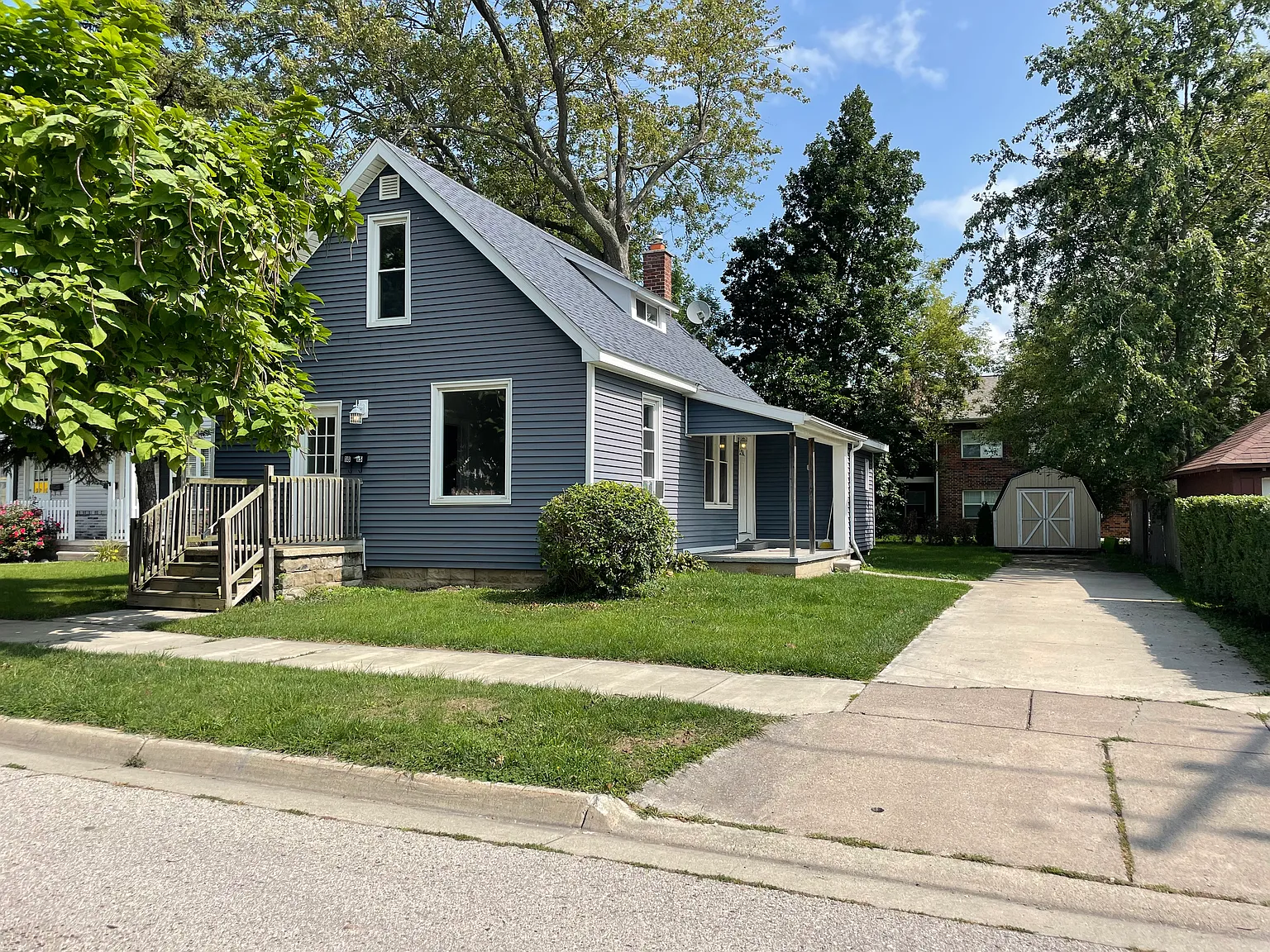 4 bed, 1139 sqft, $1,500 — Photo 1