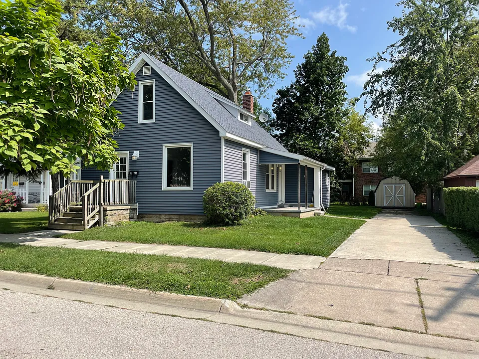 1815 Grant Pl
