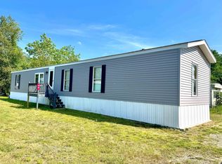 49 Riverside Dr, Campton, NH 03223