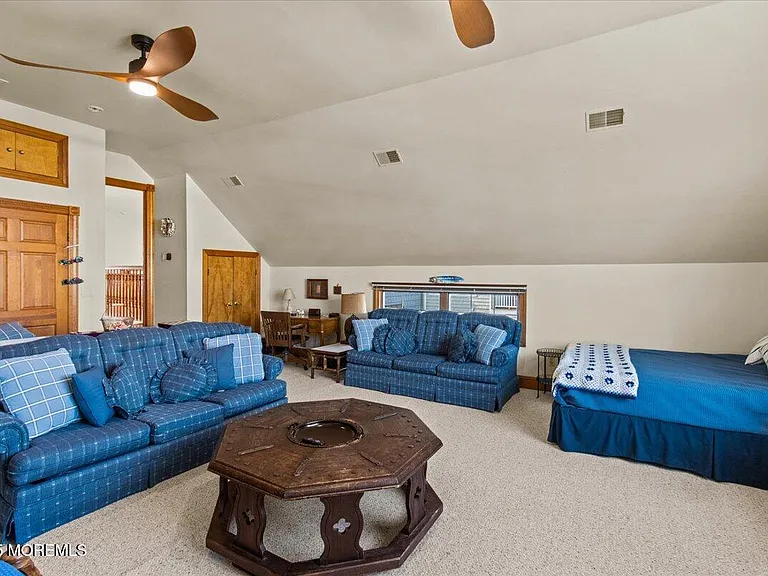 1118 Barnegat Ln — Photo 33