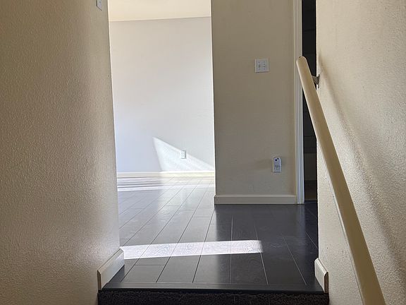 5th image of 2951 Richard Dr APT 6