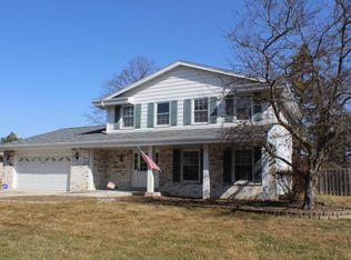 14960 W Glenora Ave, New Berlin, WI 53151
