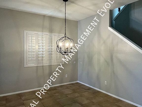 4th image of 3632 W Jacksonville Dr