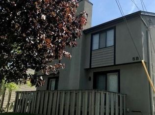 5 Pine Valley Ct #B, Pittsburgh, PA 15239