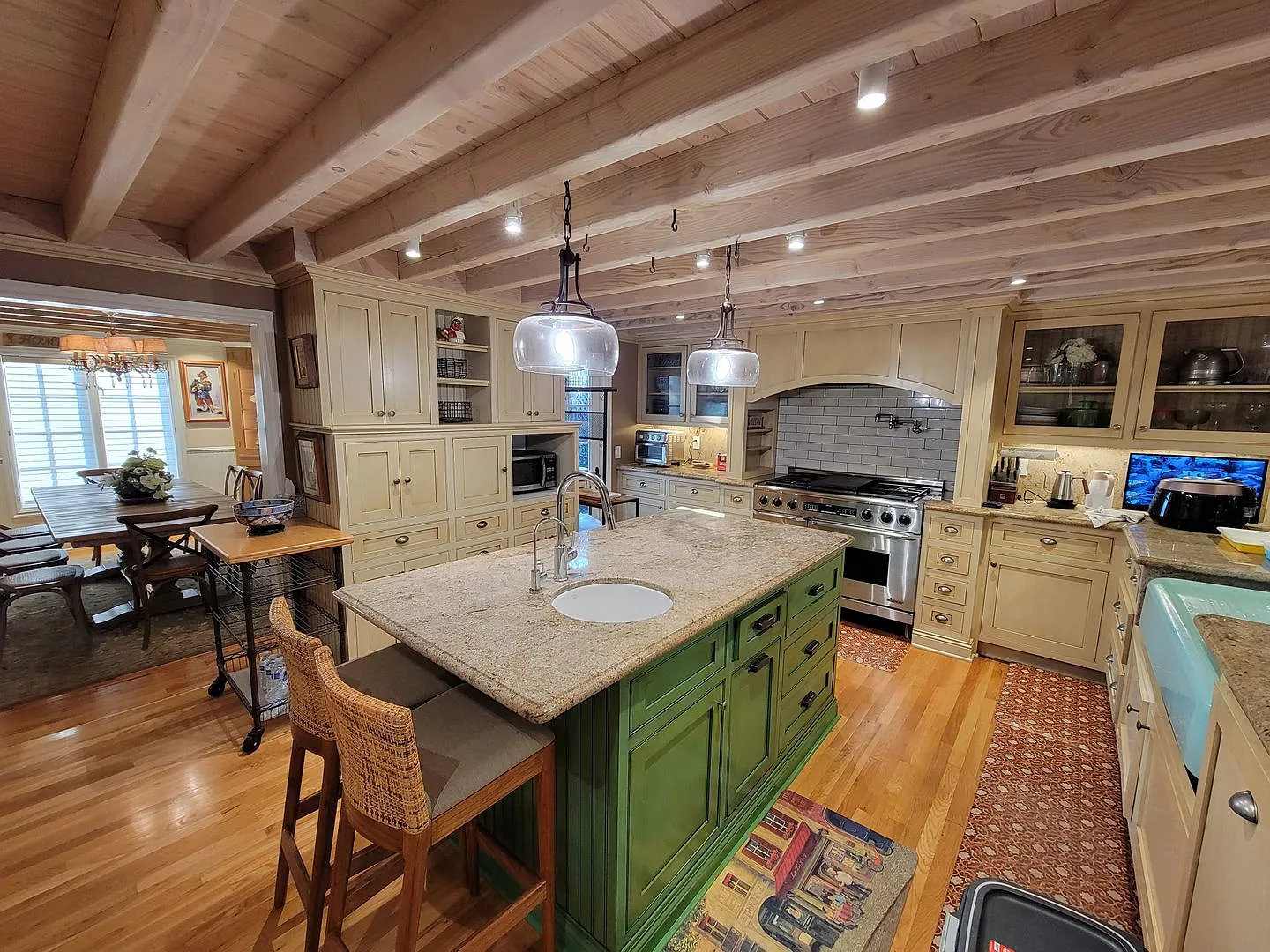 Entire residential home hosted by 3M1S | HOME — Photo 3