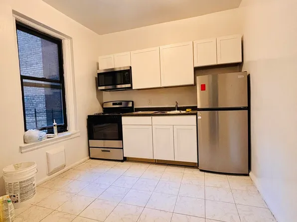 10 Cooper Street image 1 of 14