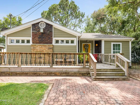 1673 Sunset Blvd, Biloxi, MS 39531