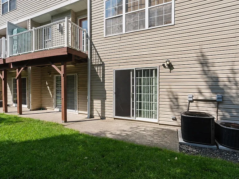 209 Blue Heron Dr — Photo 26