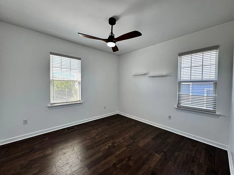1123 W Ocean View Ave — Photo 44