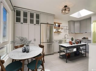 30 Gladstone Dr, San Francisco, CA 94112