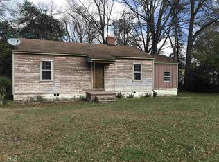 145 S 3rd St, Cochran, GA 31014