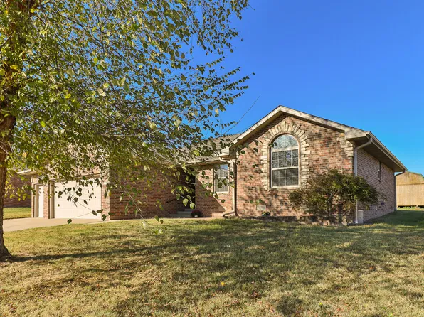 1385 S Mission Avenue, Bolivar, MO 65613