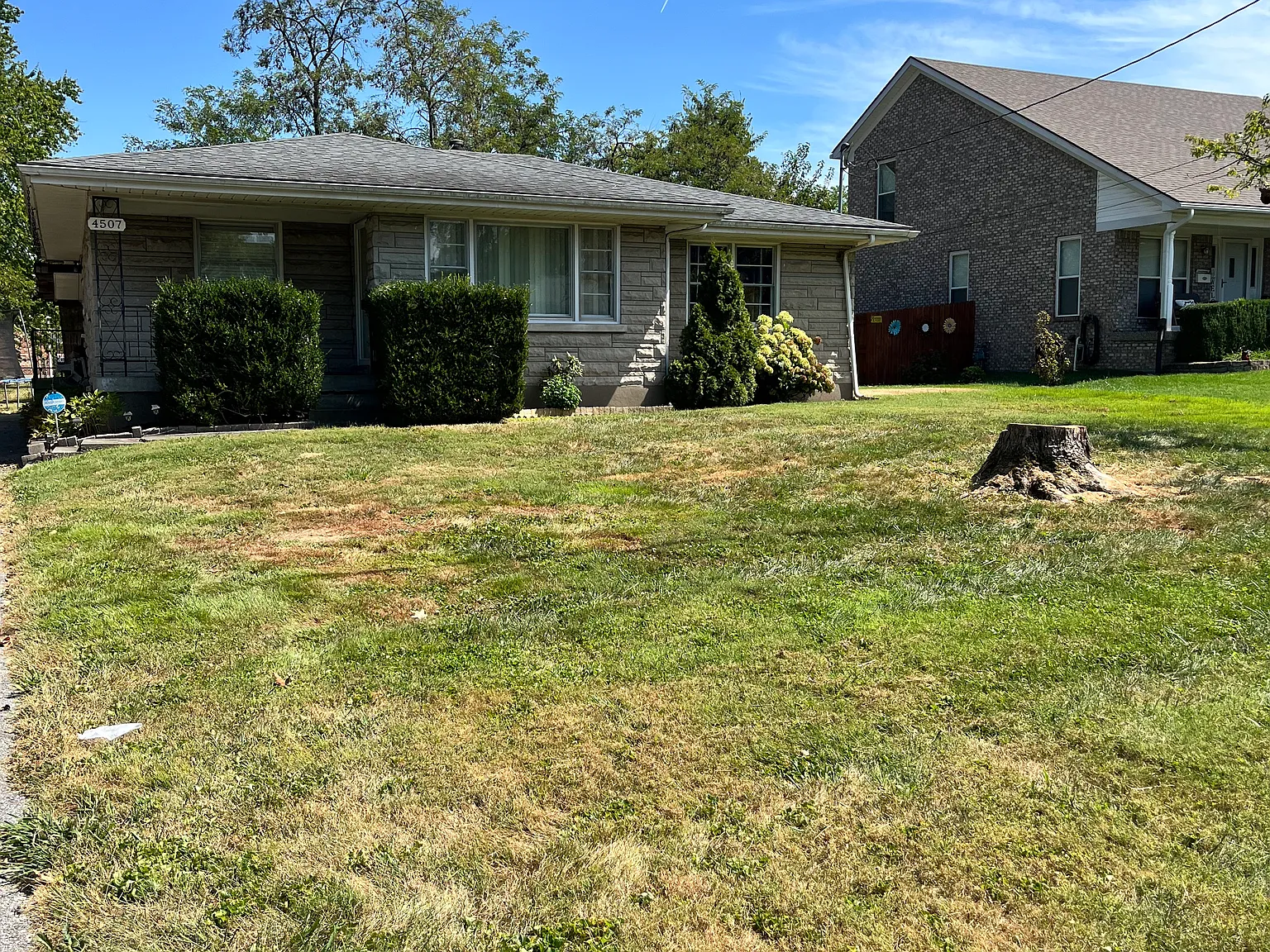 4 bed, 1229 sqft, $2,500 — Photo 1