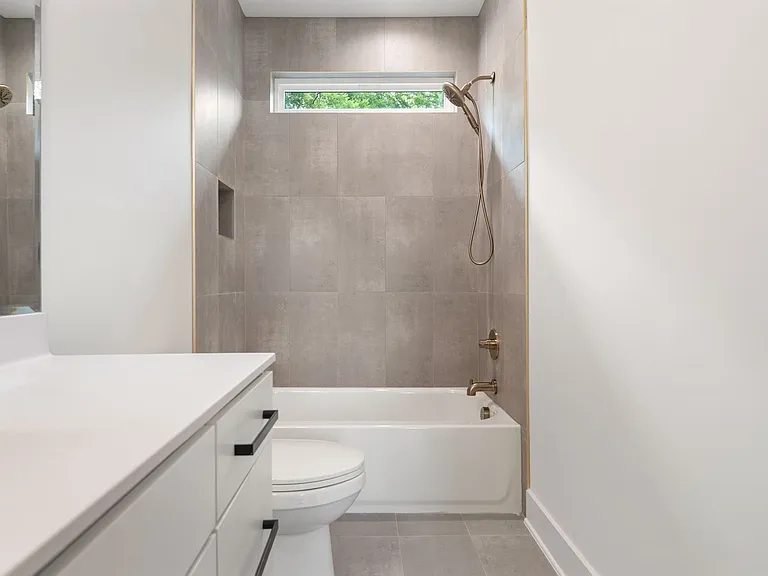 1015 Grant St — Photo 18