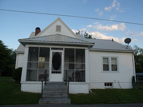 Side porch 