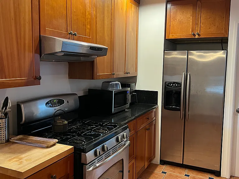6087 Cashio St #1 — Photo 9