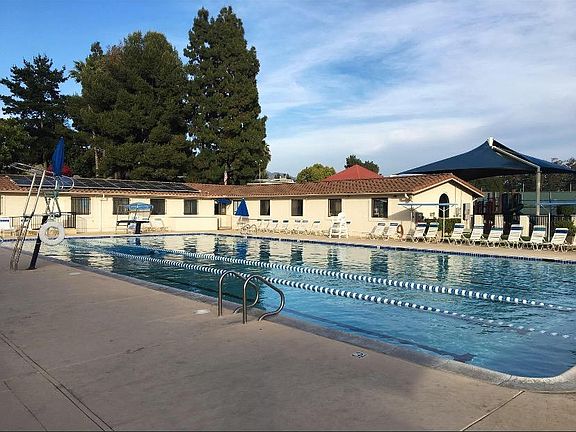 2nd image of 12591 Caminito De La Gallarda
