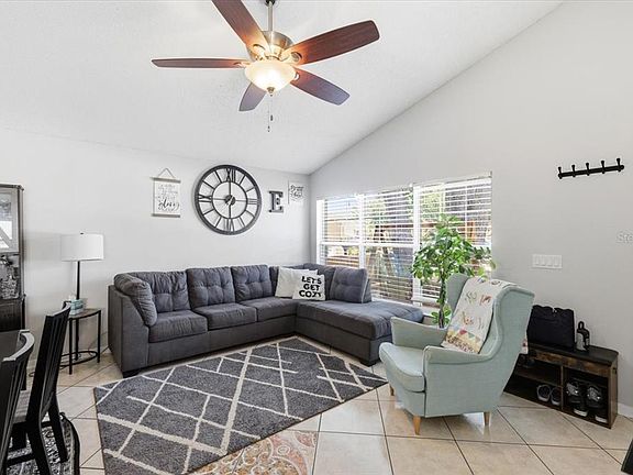 5th image of 342 WINDFORD COURT