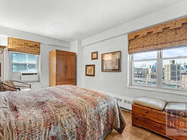 477 Fdr Drive image 6 of 18