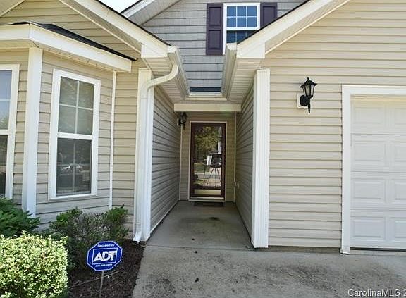 2nd image of 4432 Trillium Fields Dr