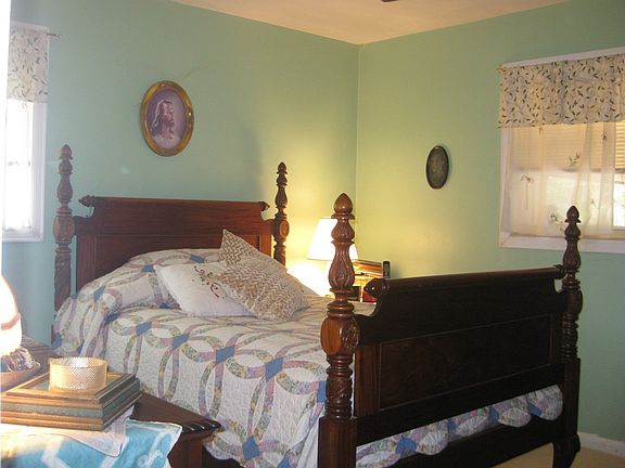 5th image of 5924 Caribbean Ct N