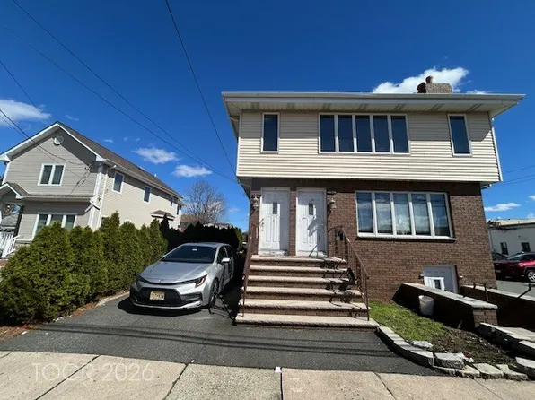 1-09 27th St, Fair Lawn, NJ 07410
