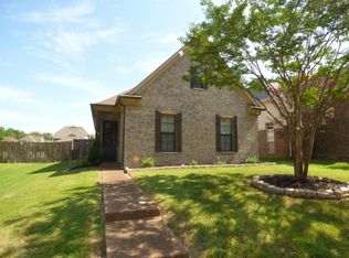 7938 Parkmont Dr, Memphis, TN 38125
