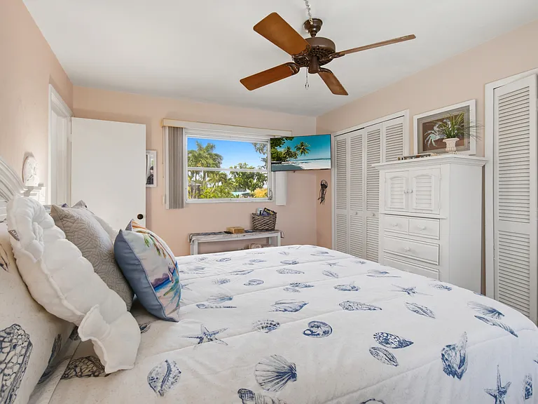 3513 SE 17th Ave — Photo 49