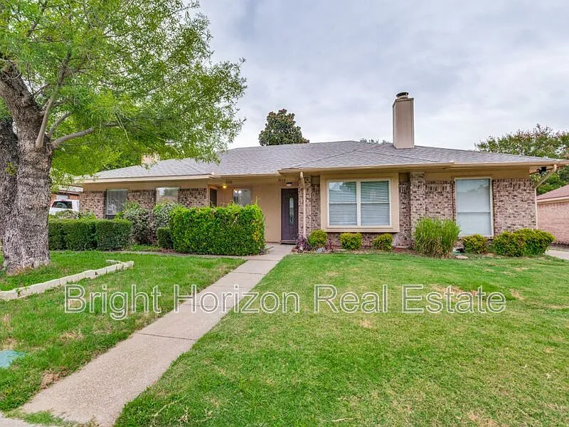 3006 Post Oak Dr
