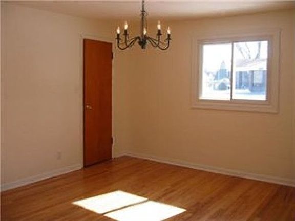 3rd image of 2506 Haybarger Ave
