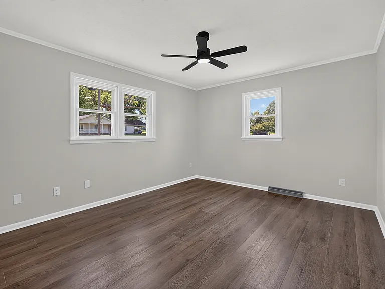 125 Todd St — Photo 16